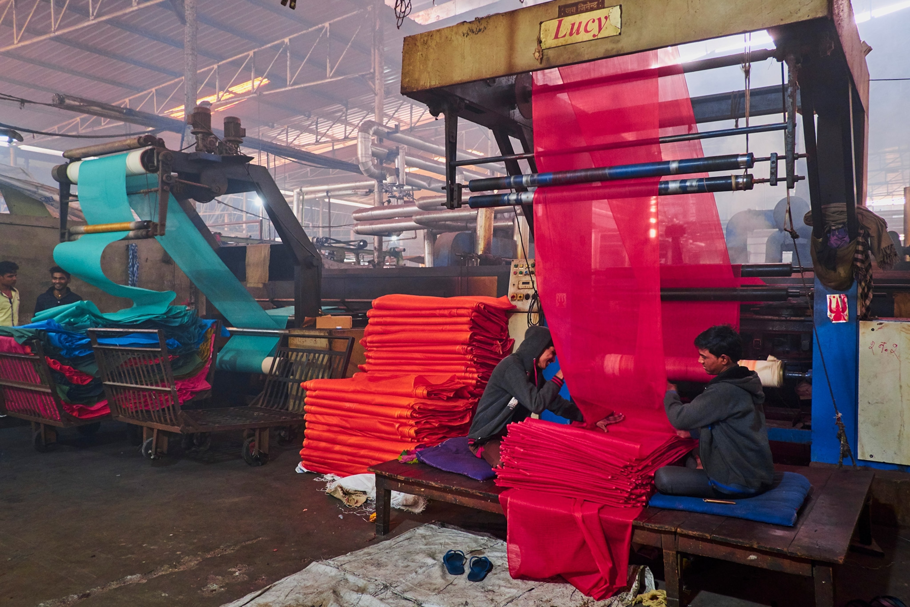 Title: Indias Textile Industry Takes Center Stage as Manufacturing Orders Surge