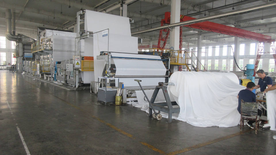 Title: The Fine Yarn Manufacturing Process at Zhengzhou Textile Mill