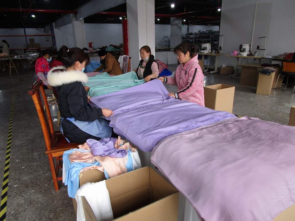 Yiwu Textile Factory Recruitment Information