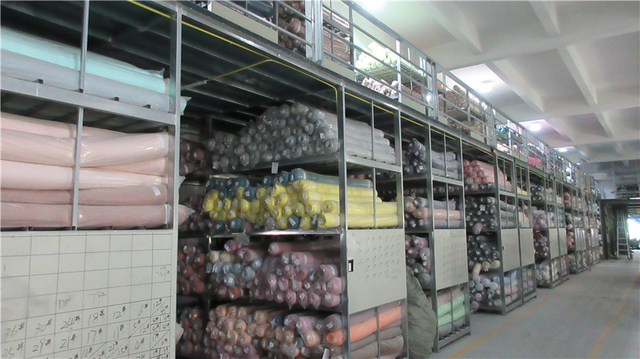 Title: Jinan Textile Wholesale Market: A Hub of Fabrics and Textiles in China