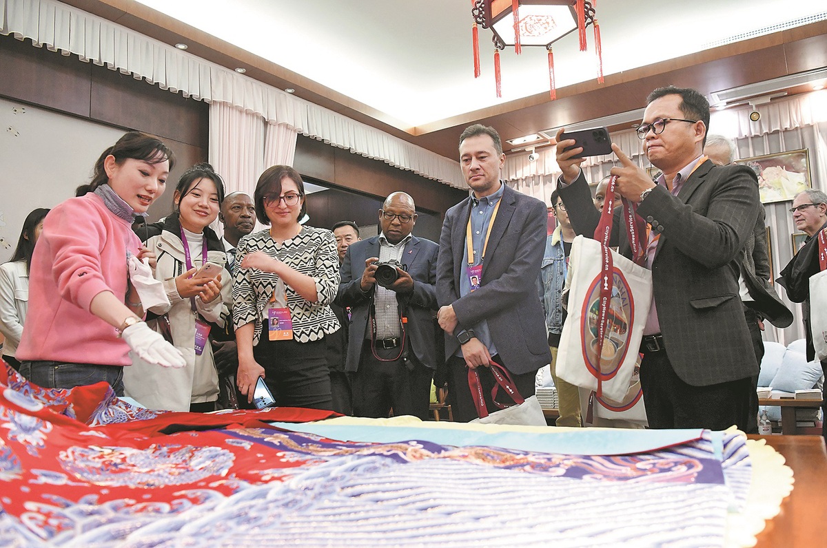 Title: The Exquisite Textiles of Shaoxing Keqiao: A Cultural Treasure of China