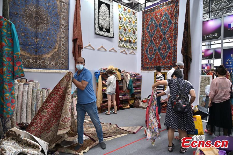 Title: Nanjing KAMONIE Textiles: A Masterpiece of Chinese Craftmanship