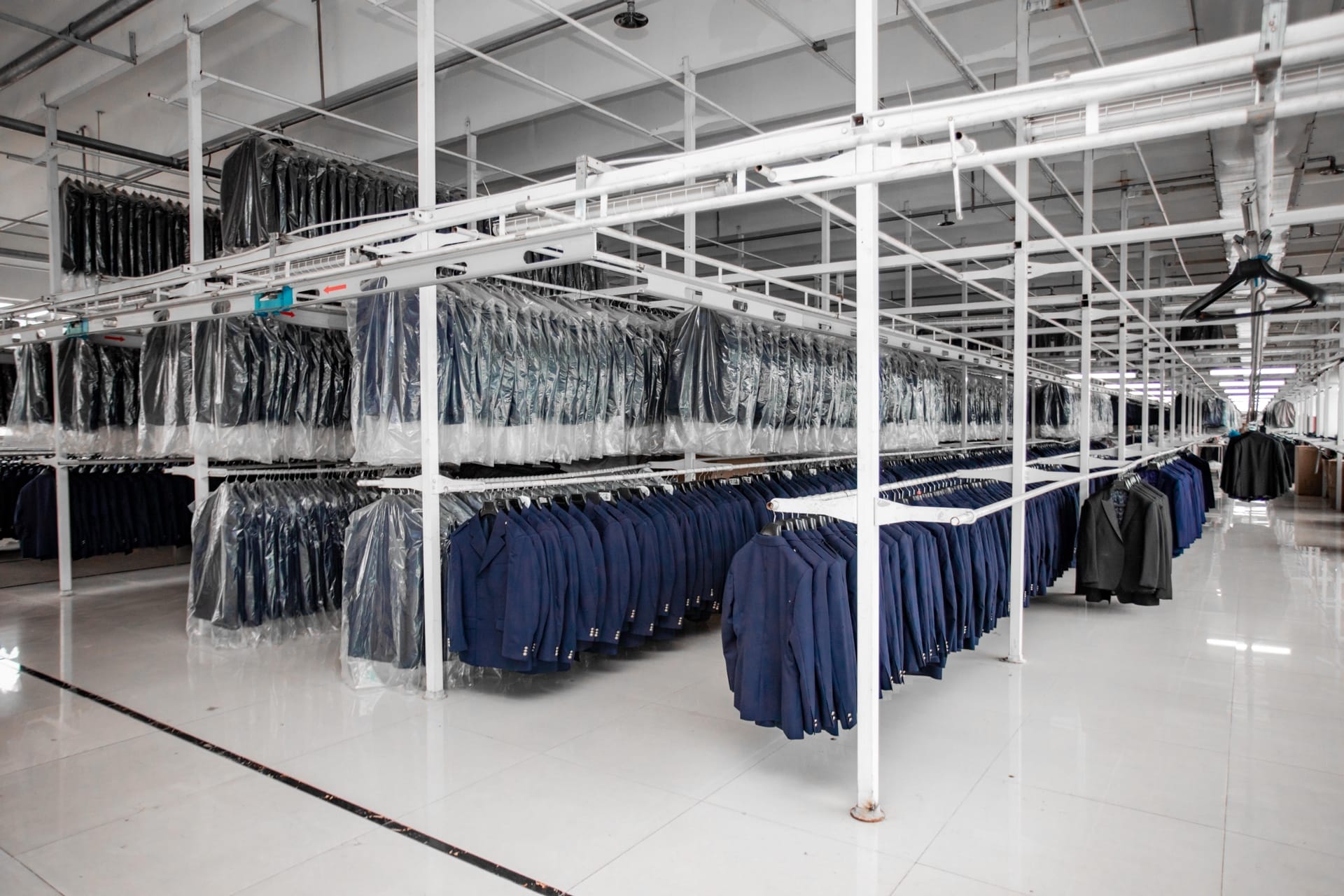 The role of the textile factory warehouse keeper