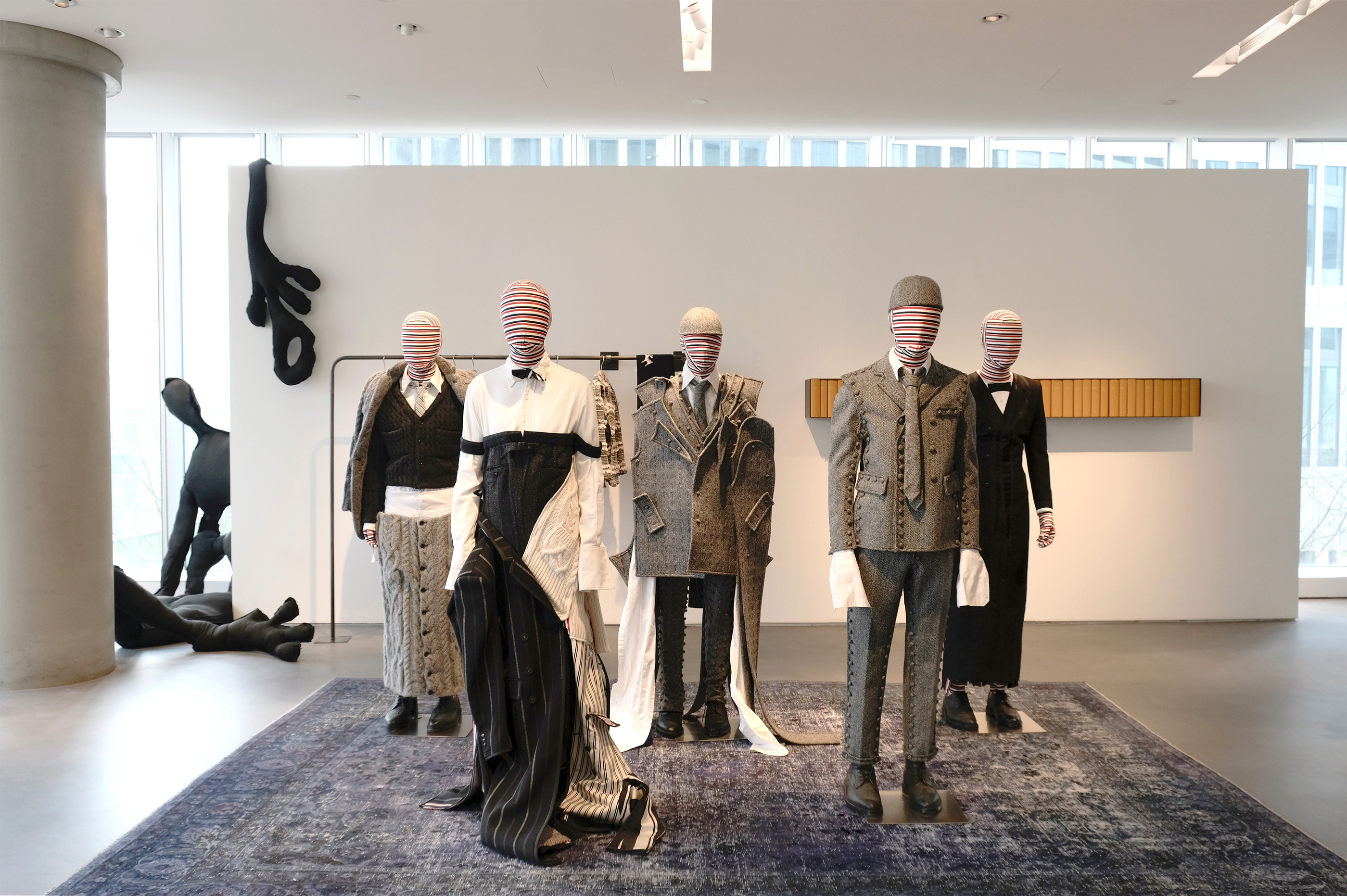 Exhibiting Textiles from Overseas: A Global Showcase of Fashion and Design