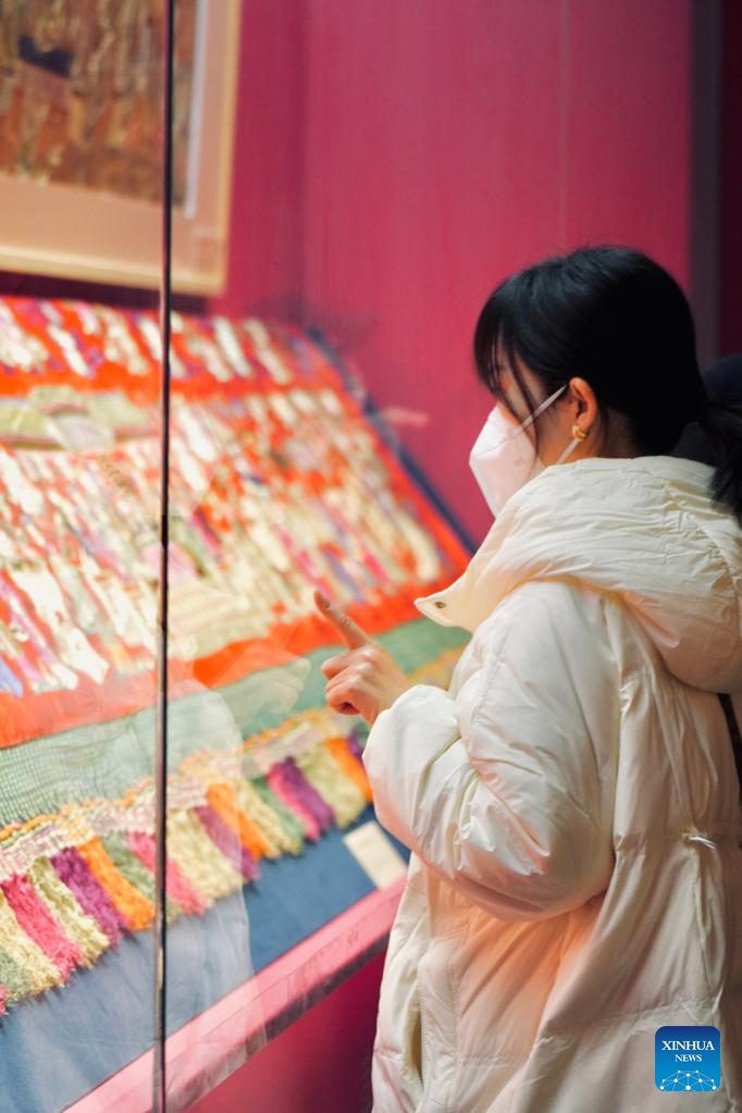 The Textile Masterpiece of Hunan: Xiangmeiju Textiles