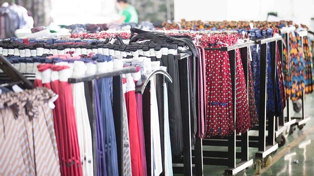 Hainan Textile Brands’ Evolution and Market Needs