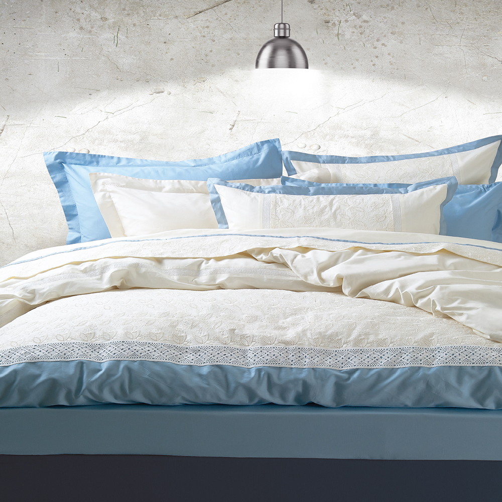 Title: The Enchanting Beauty of Nantong Silk Fine Linen Bed Covers