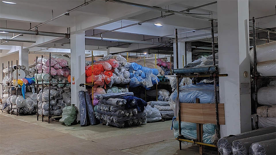 Title: Wholesale Textile Market in Zhoucun City