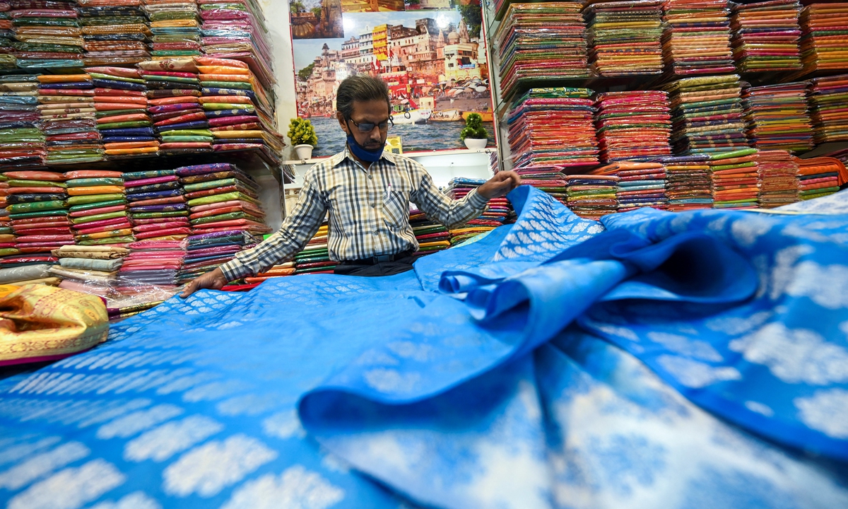 Title: Kashgar Textile Factory: A Loom of Prosperity