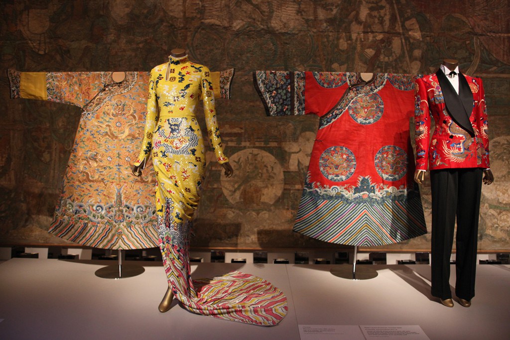 Title: Shaoxing Puddled textiles: A Cultural Heritage of China