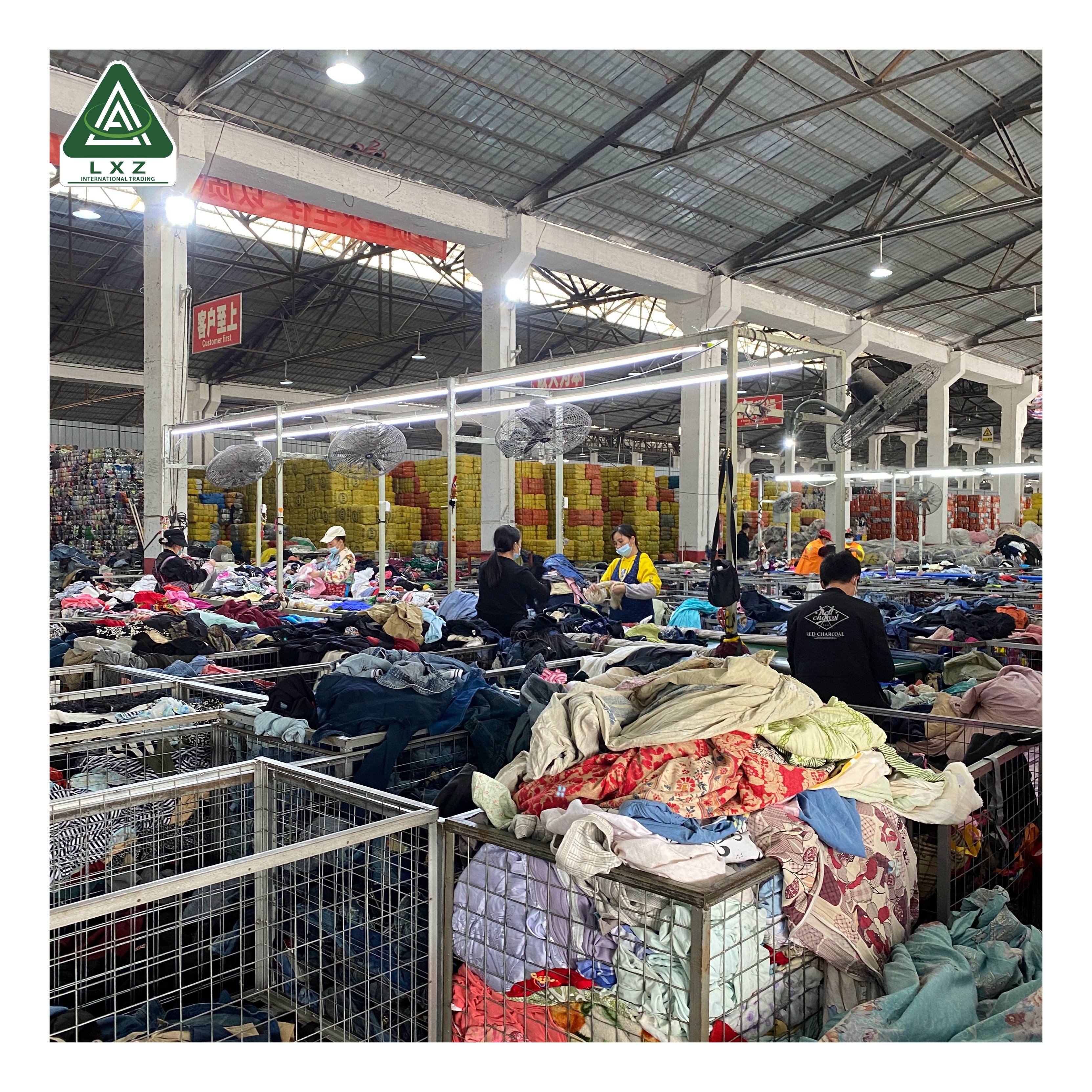 Title: Shandong Zibo Textile Wholesale Market