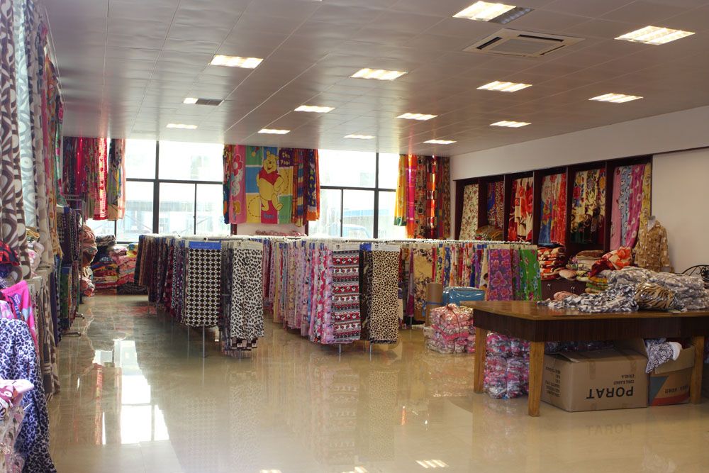 Nanyang Textile Wholesale Market: The Merits of a Necktie