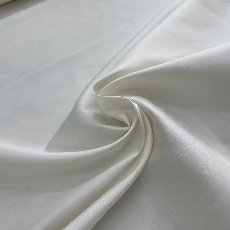 The Evolution of Silk Fabrics: From Raw Yarn to Fine Fabrics