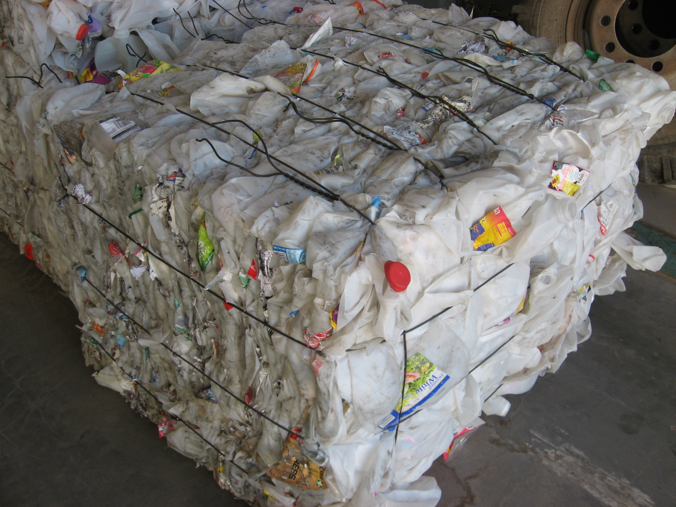 Recycling and Responsible Disposal of Stock Textiles in Hunan Province