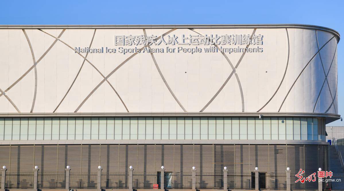 The罗湖医用纺织品批发市场: A Center for Medical Textile Commerce in China