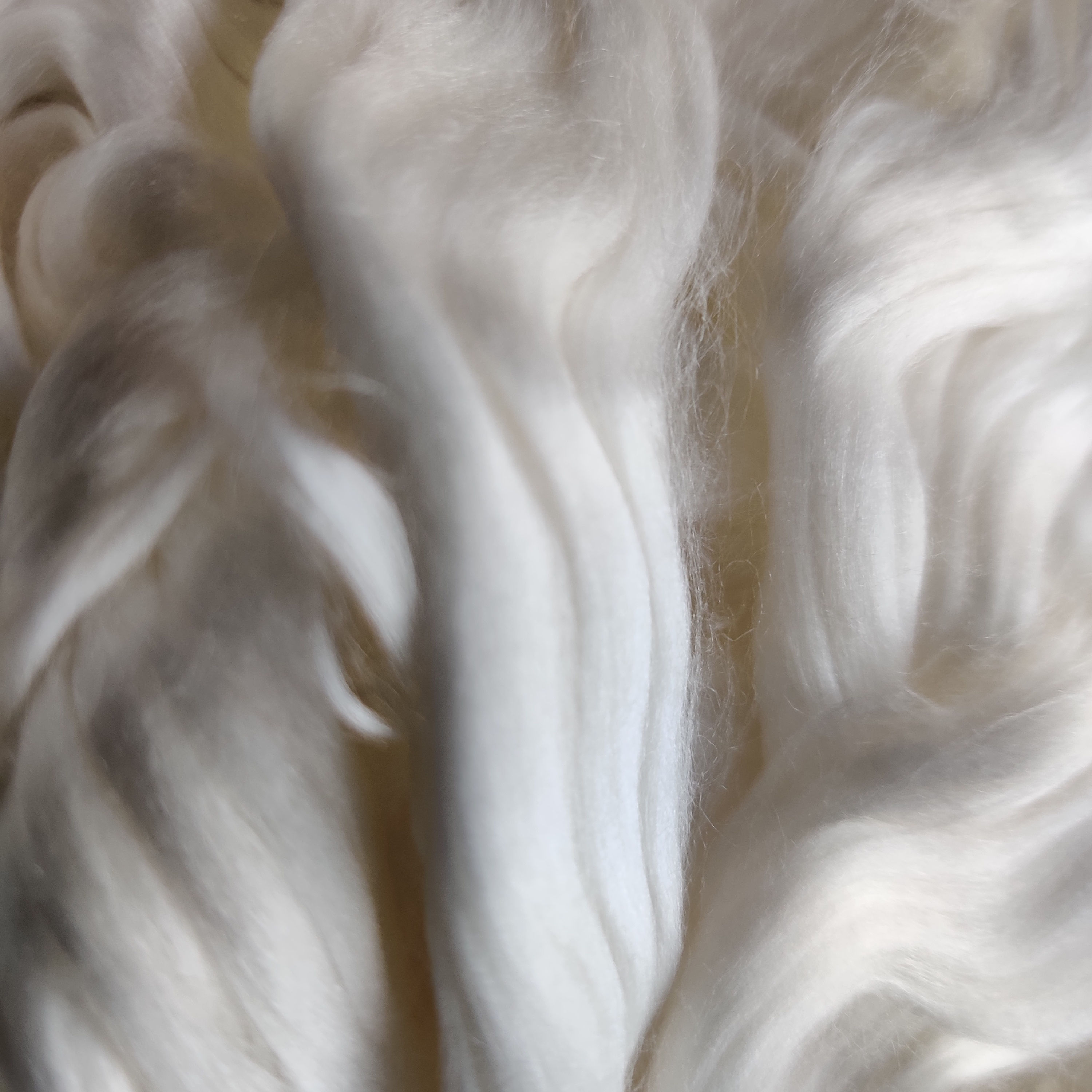 Embracing the Beauty of Silk: An Exploration of Mifu Mei Textiles