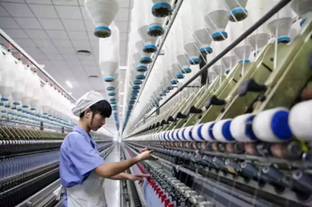 The泌阳纺织厂: Textile Manufacturing in泌阳