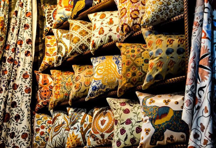 Experience the Beauty of Turkish Textiles: A Shopping Guide for土耳其纺织品购物网站