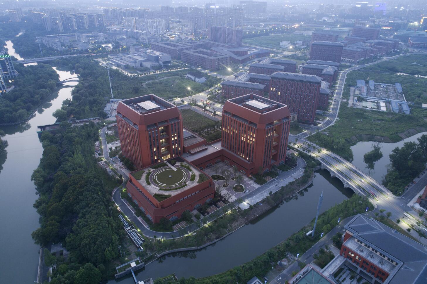 Zhejiang Textile Technology College: A Pioneer in Education and Innovation