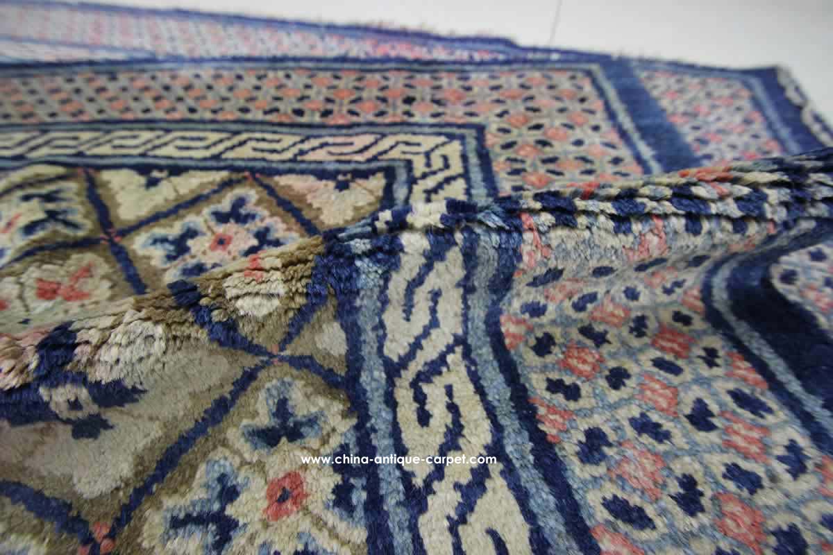 Embellishing Mongolian Textiles: A Masterpiece of Inner Mongolian Craftsmanship