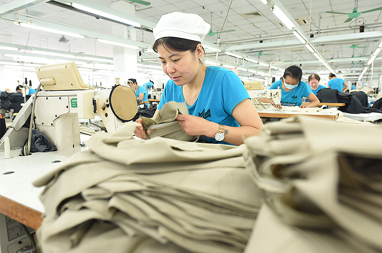 Exploring the World of Fabrics: A Comprehensive Guide to Dalian Textile Prices in China