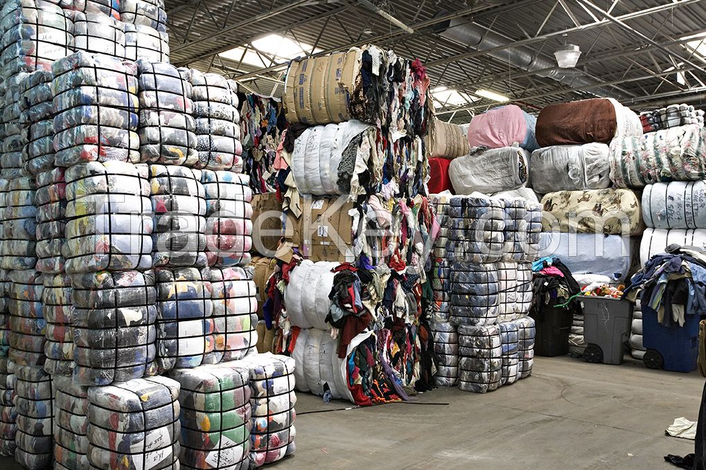 The Baoan National Standard Textile Wholesale Market