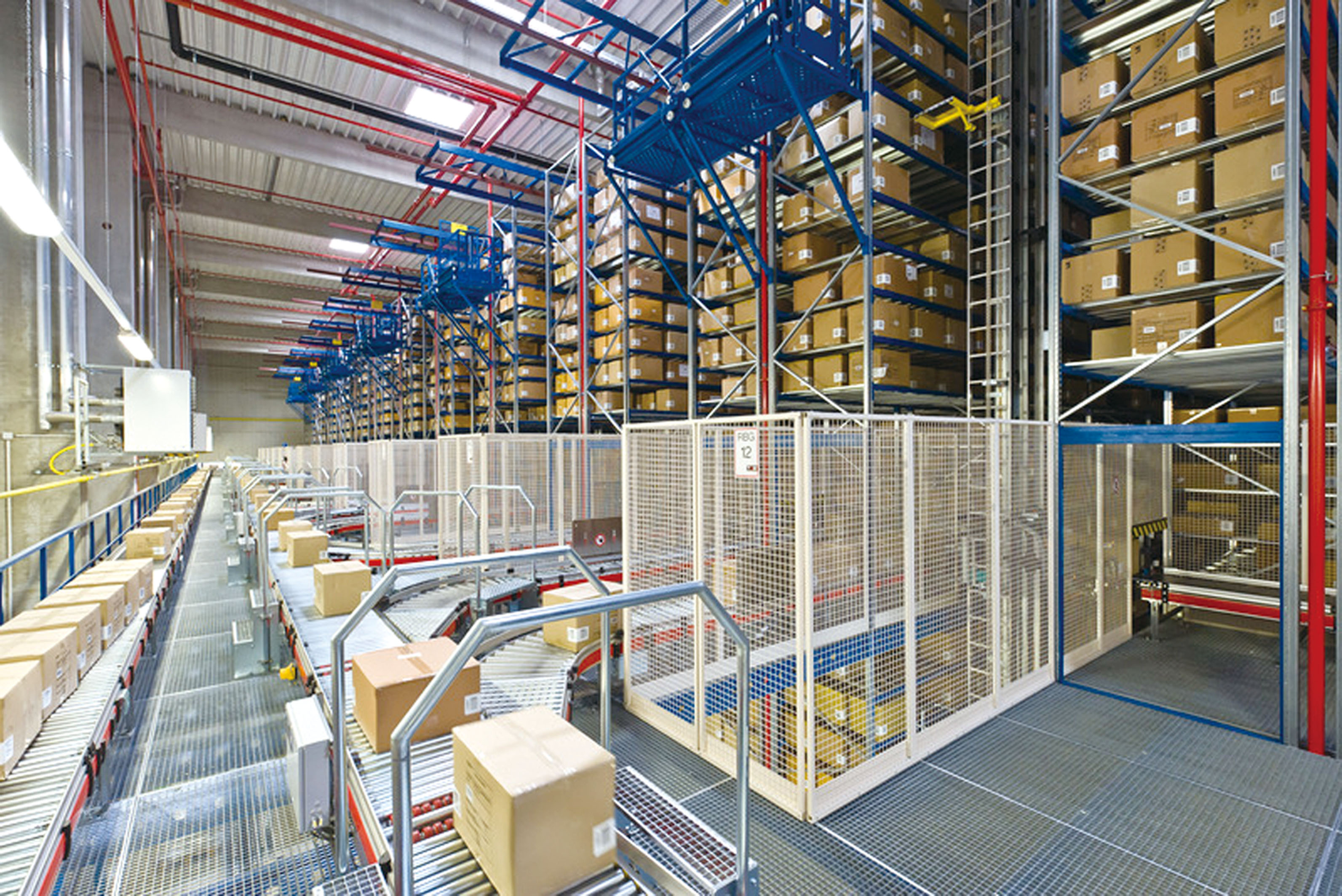 Designing for Textile Warehouses: Creating an Effective and Aesthetic Environment