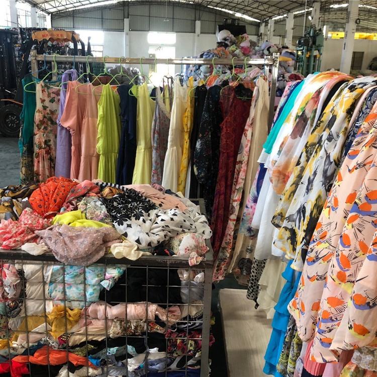 The Shanghai Yuexiu Textile Wholesale Market