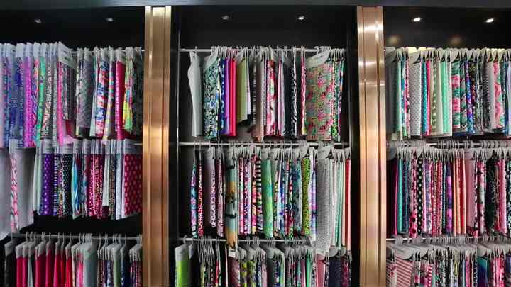 Revitalizing Tradition: A Masterpiece of Textiles at Yawen Textile Store