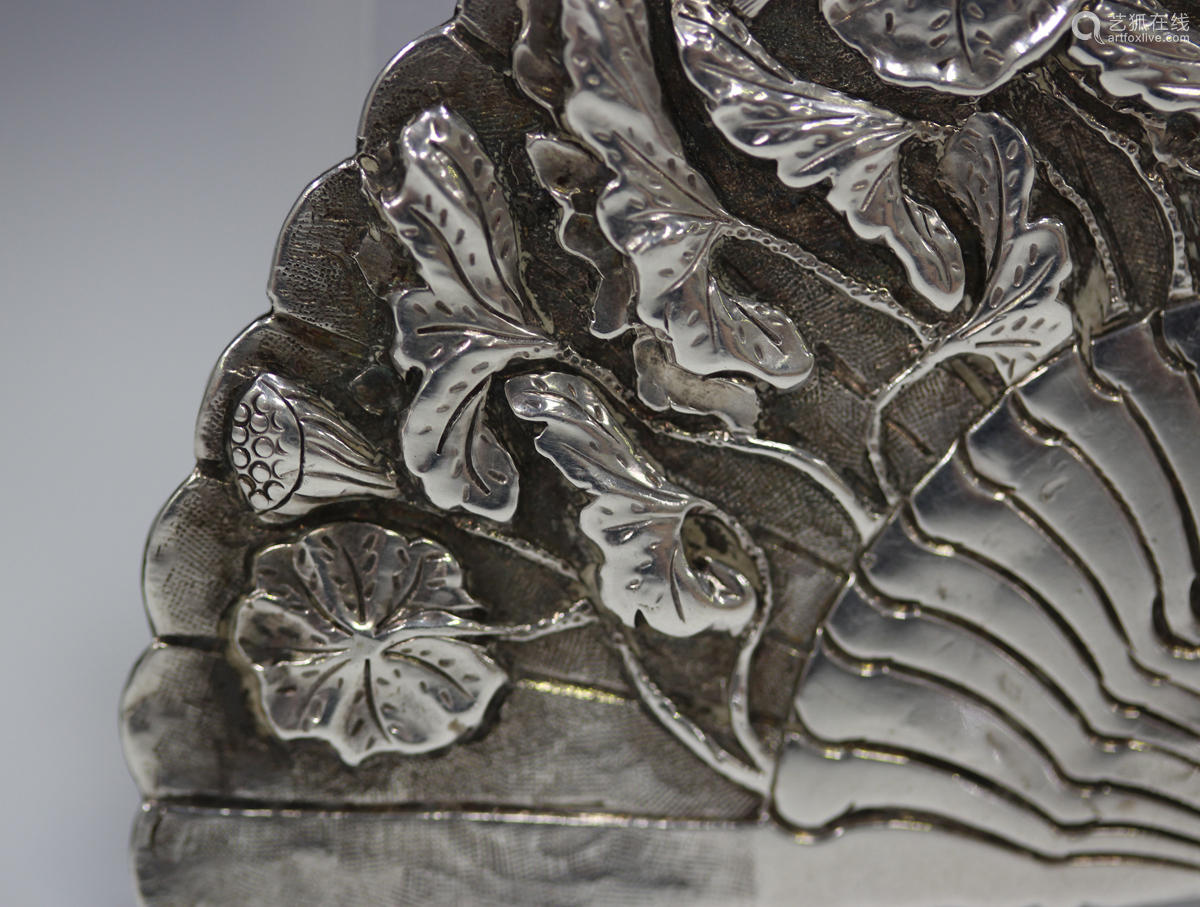 The Art of Silver Lotus Textiles: Crafting Timeless Elegance