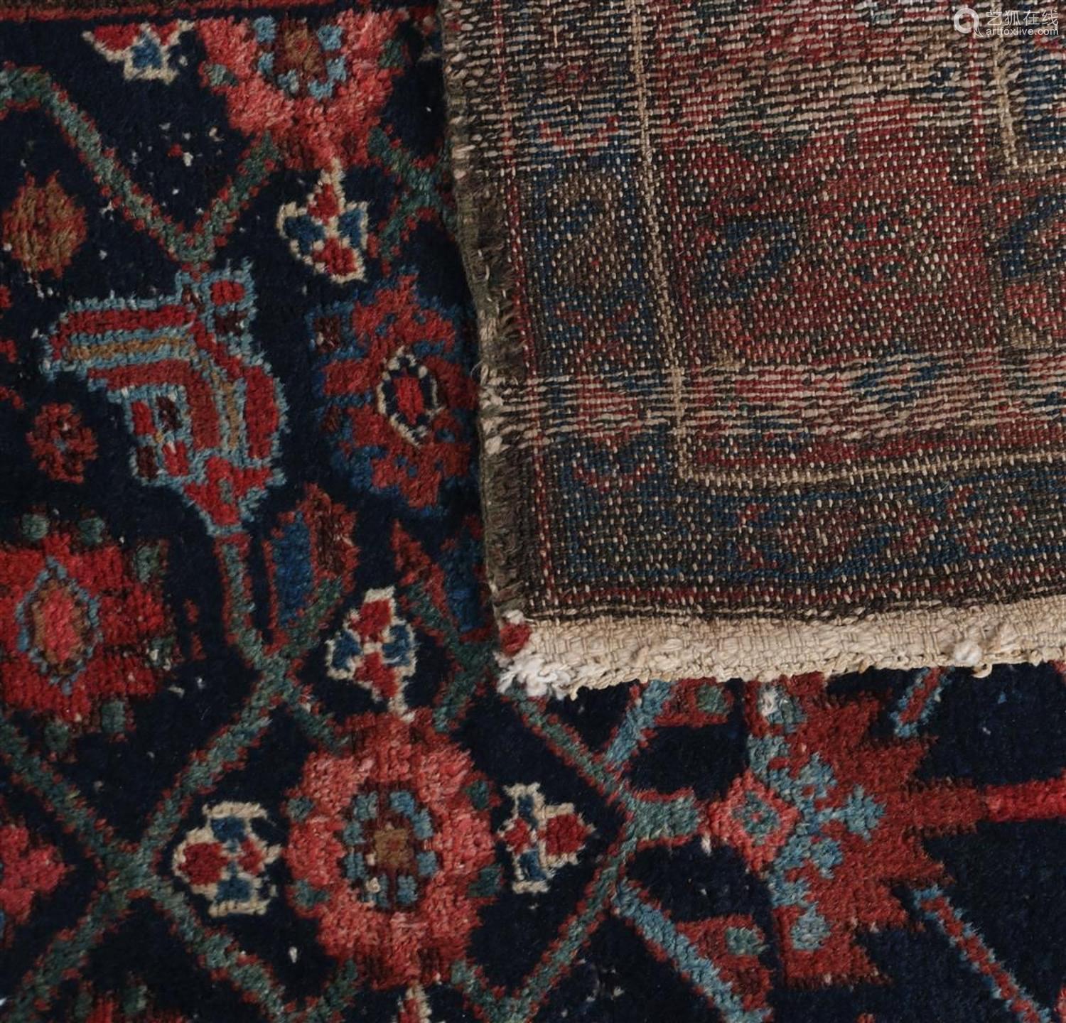 The Unique Charm of Hand-Woven Textile Carpets