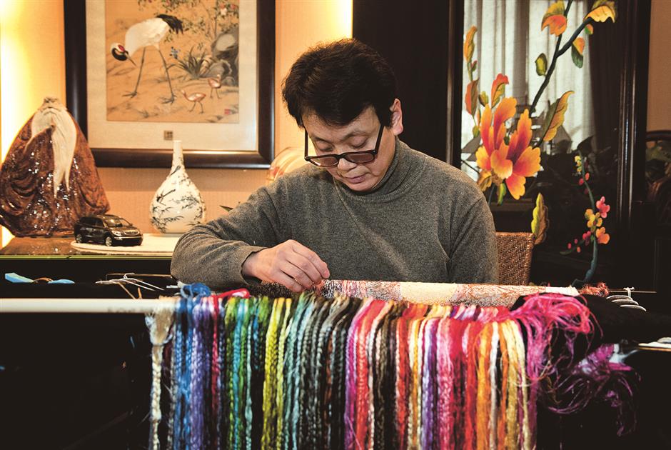 Exploring the Art of Weaving with Wuxi Juyousheng Textiles