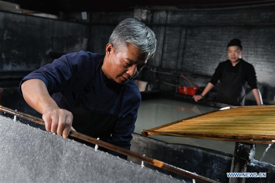 Exploring the Art of Craftsmanship: The Story Behind Xuanxuan House Textiles