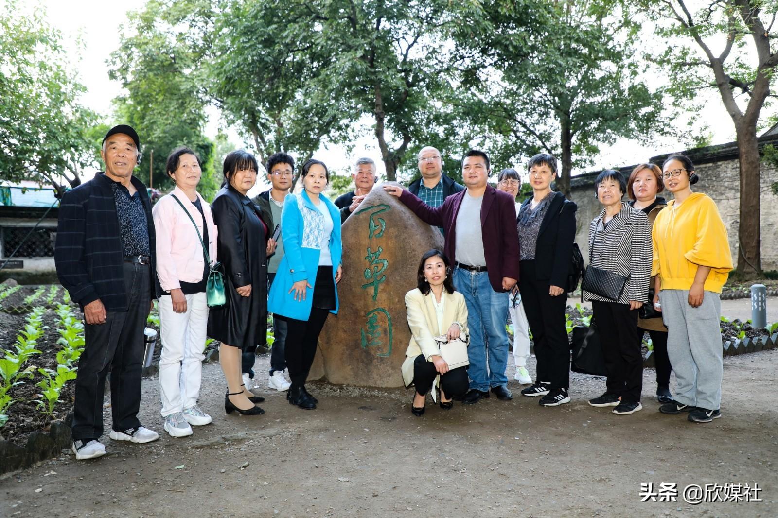 绍兴日寸纺织品批发市场，繁荣的纺织品交易场所